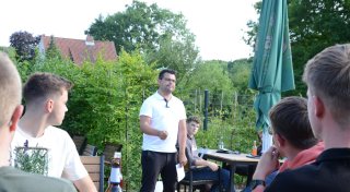 Rahdener Bürgermeisterkandidat spricht mit Erstwählern: So beurteilen das Jugendliche