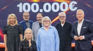 Bielefelderin gewinnt 100.000 Euro bei TV-Show: Beate Otto ist „Quiz-Champion“