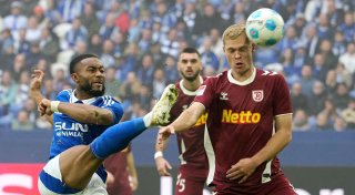 Schalker Befreiungsschlag sorgt vorerst für Ruhe