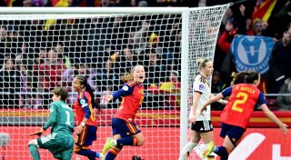 Titeltraum platzt: Spanien tanzt DFB-Frauen aus