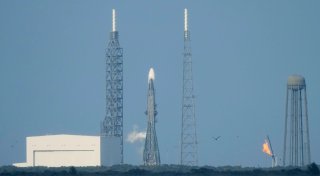 Sonnensturm verschiebt Start von Bezos-Rakete