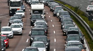 „Reisechaos“ droht: Wo und wann es sich am Himmelfahrts-Wochenende besonders staut