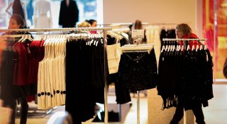 Alarmierende Umfrage: Unternehmen in OWL bangen um Zukunft - und bauen Jobs ab