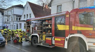 Wohnhaus an der Bad Oeynhausener Parkstraße fängt Feuer
