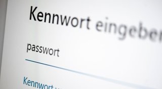Schutz von Onlinekonten: Starkes Passwort reicht nicht aus