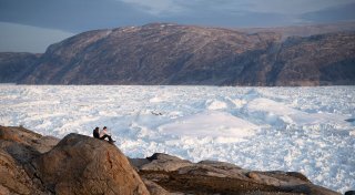 Grönlands Eis schmilzt jedes Jahr um fast 200 Kubikkilometer