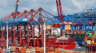 Exporteure erwarten Einbruch ihrer Geschäfte um 2,5 Prozent