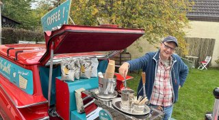Außergewöhnliches Coffee-Shuttle im Kreis Paderborn: Alter Chevy wird zur Kaffeebar