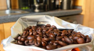 Beliebt bei Dieben - Geschäfte schließen Kaffee häufiger weg