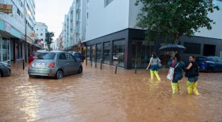 Rekordregen auf Ibiza - Felssturz und Hotel-Evakuierung