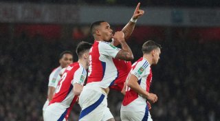 Nach Hattrick: Arsenal steht im Ligapokal-Halbfinale