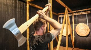Kein Axtwerfen in Bielefeld am Boulevard: B-Plan vereitelt Event-Gastronomie