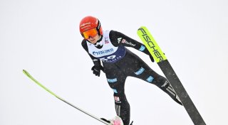 Podium für Skispringerinnen in Schweden weit weg