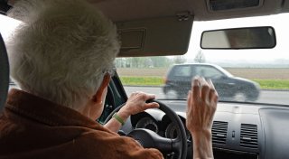 Statistik: Senioren sind bei Unfällen häufiger Schuld