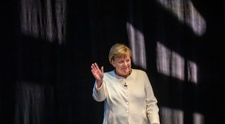 «Ich könnte jetzt auspacken» - Merkel stellt Memoiren vor