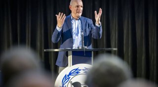 Liveticker zum Nachlesen: Rainer Schütte erneut zum Arminia-Präsidenten gewählt