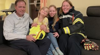 Zwei Alarme, ein Team: Kirchlengerner Feuerwehrfamilie gibt Einblicke in ihren Alltag