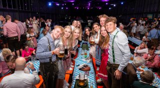 Oktoberfest-Saison startet: Die besten Partys in OWL