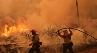Neues Feuer nahe Los Angeles breitet sich rasant aus
