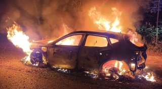 Rätsel um brennendes Auto in Driburg