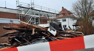 Nach Feuer: Betrieb der Sparkasse Nieheim wird in Kürze wieder hochgefahren