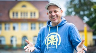 Veranstaltungstipps für Bielefeld: Krumme Rhythmen, eine Fake-Show und ein Heimspiel