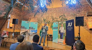 NRW-Minister Reul warnt in Nieheim: „Anschläge sind überall möglich“