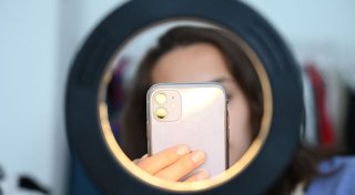 Schönheitsfilter lassen Menschen auch intelligenter wirken