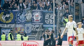 HSV stolpert erneut: 1:2 gegen den Karlsruher SC