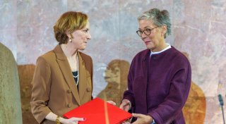 Friedenspreisträgerin kritisiert Pazifismus um jeden Preis