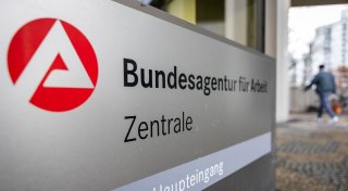 Nur schwache Frühjahrsbelebung am Arbeitsmarkt