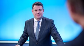 Wie der Arbeitsminister bedrohten Industrien helfen will