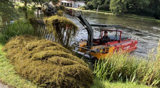 Besonderes Fahrzeug: Spezialboot ist im Kreis Paderborn gegen die Pest im Einsatz