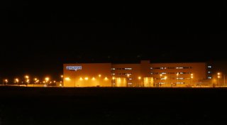 Höllenfeuer, Großbrand oder Flughafen: Reaktionen auf Lichtschein von Amazon bei Steinheim