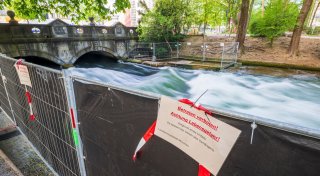 Nach Tod einer Surferin: Wasser am Eisbach wird abgesenkt