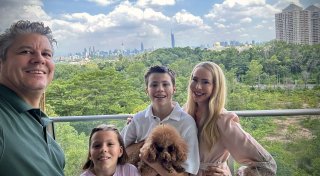 Auswanderer-Familie aus dem Kreis Gütersloh wohnt in Penthouse einer Millionenmetropole