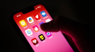 Wie Sie Love-Scammer bei der Partnersuche entlarven