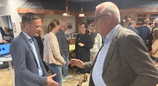 Denkbar knappes Ergebnis: 57 Stimmen retten Altenbekens Bürgermeister