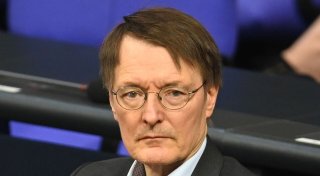 «Schmeckt nicht»: Karl Lauterbach über Dubai-Schokolade
