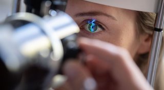 Vorsorge: Ab welchem Alter regelmäßig zum Augenarzt?