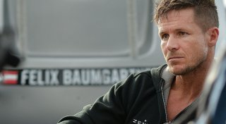 „Born to fly“: Extremsportler Felix Baumgartner stürzt zu Tode