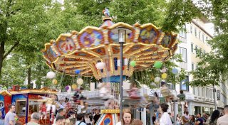 Die schönsten Fotos aus Bielefeld: So war der Freitag auf dem Leineweber-Markt