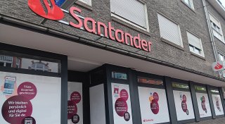 Automat in Gütersloher Innenstadt gesprengt - Bank schließt Filiale für immer