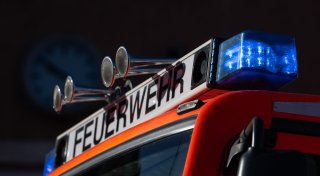Wohnungsbrand in Herford: Zehn Bewohner retten sich ins Freie