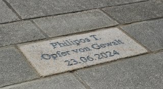 Gedenkstein für Gewaltopfer im Bad Oeynhausener Kurpark eingebaut