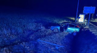 Bielefelder Fahranfänger überschlägt sich nach Überholmanöver in der Nacht