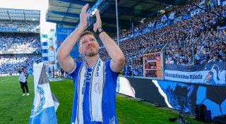 „Arminias Legenden“ und „Almgeflüster“ im Bielefelder Spiegelzelt