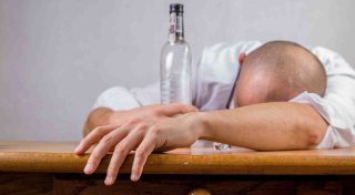 Mehr Menschen im Kreis Höxter suchen Hilfe: Probleme mit Sucht und Drogen