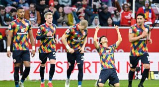 Mainzer feiern 2:0 am Fastnachtsspieltag
