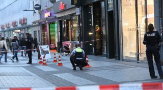 Getrübte Festtagsstimmung: Randale vor Poldis Abschiedsgala